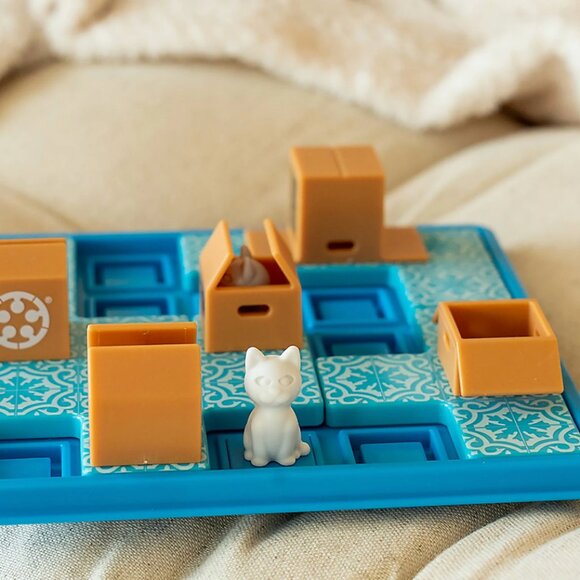 SmartGames Cats & Boxes Puzzle Game - Picture 5 of 5